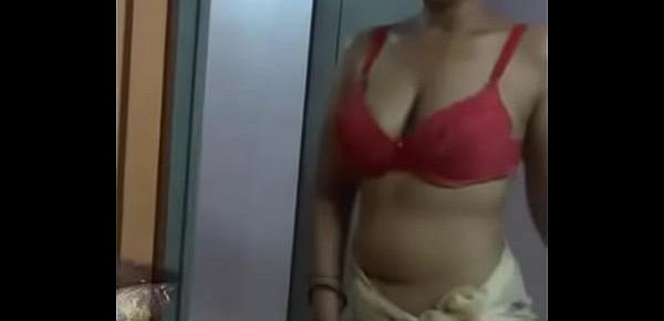  Desi bhabhi ki gand k jhtke